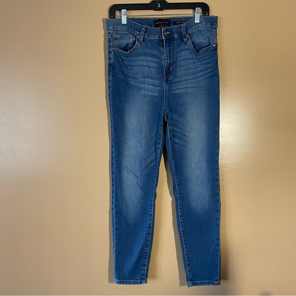 Kendall & Kylie Denim - Kendall & Kylie Deep Blue Skinny Jeans Size 13